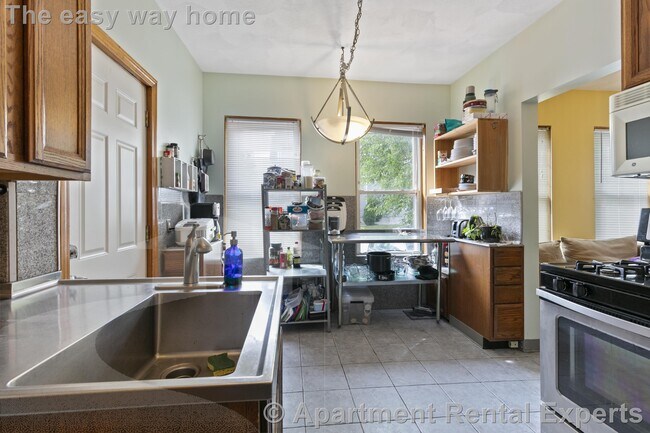Photo - 32 William St Unit #1