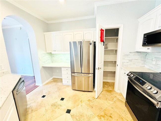 Photo - 860 N Orange Ave Unit 332