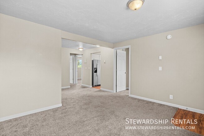 Photo - 1859 W 12th Ave