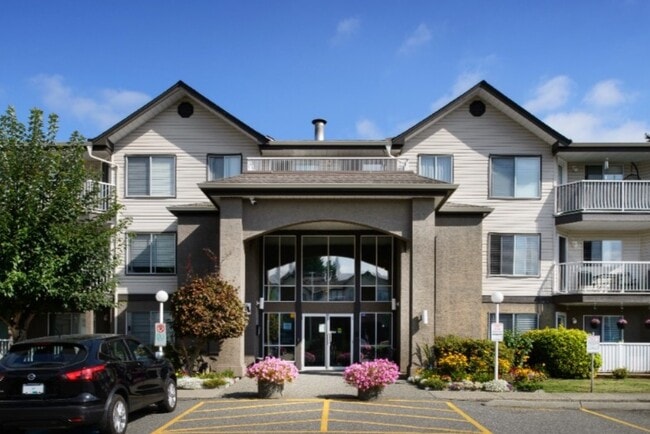 Building Photo - Mayfair Village East