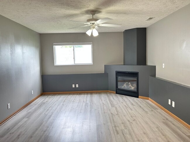 Photo - Home For Rent Bellevue.