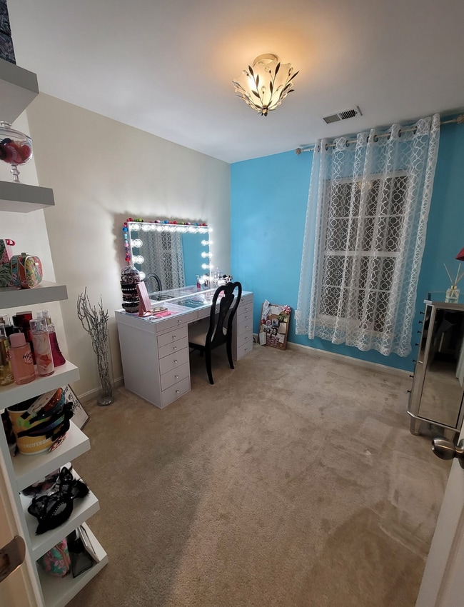 Photo - 141 Butler St