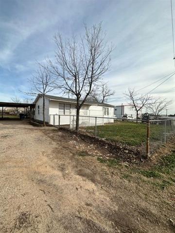 Building Photo - 233 T and P Ln Rental