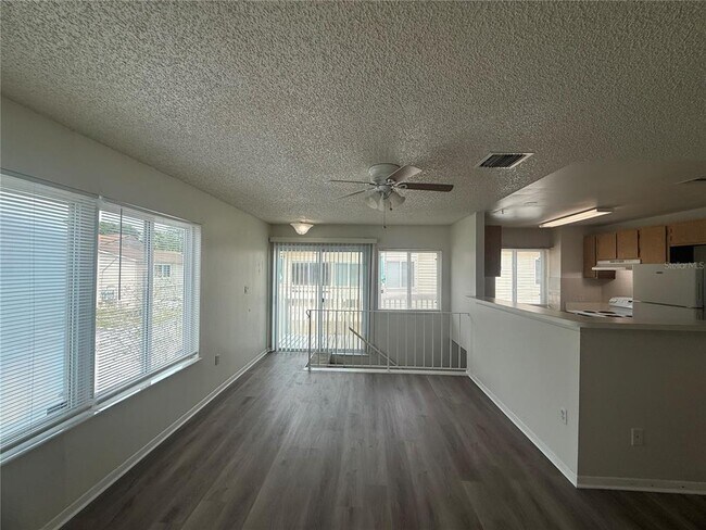 Photo - 1101 Spring Meadow Dr Unit 1101