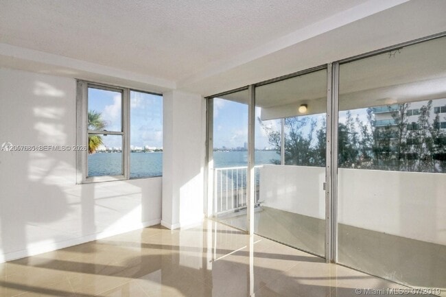 Photo - 7545 E Treasure Dr Unit 2H