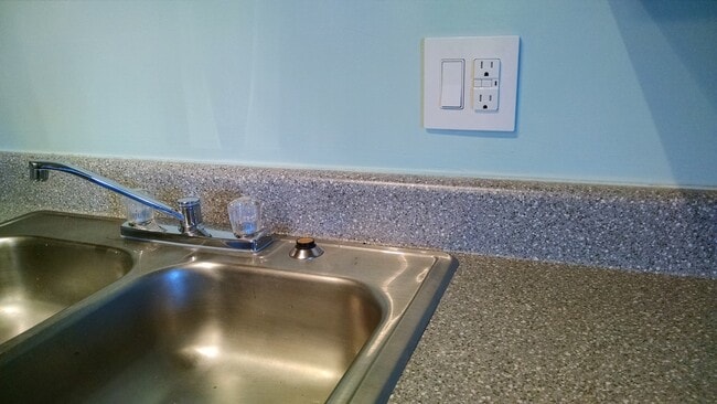 Photo - $940/Bedroom | 2BR/1BA Condo Near UTK | Pa... Unit FPA302 BR1 (HOLD)