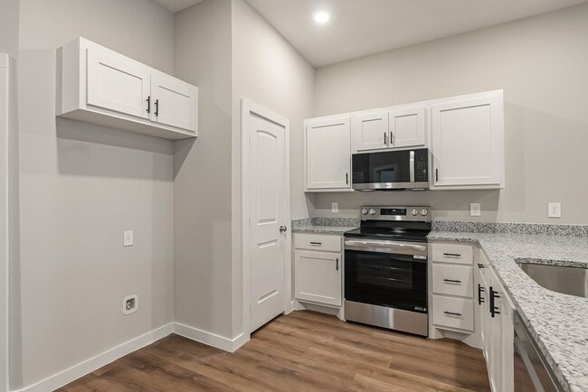 Photo - Spacious Style in Ratliff Ridge | 3 Bed, 2...