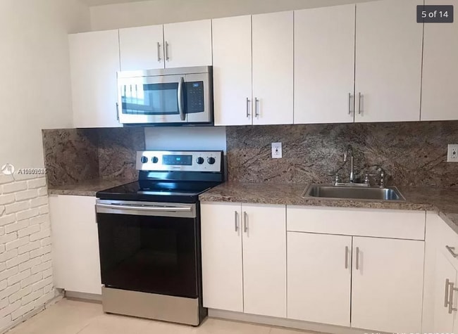 Photo - 5497 NW 171 Terrace