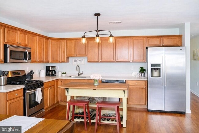 Photo - 102 Red Bud Ln