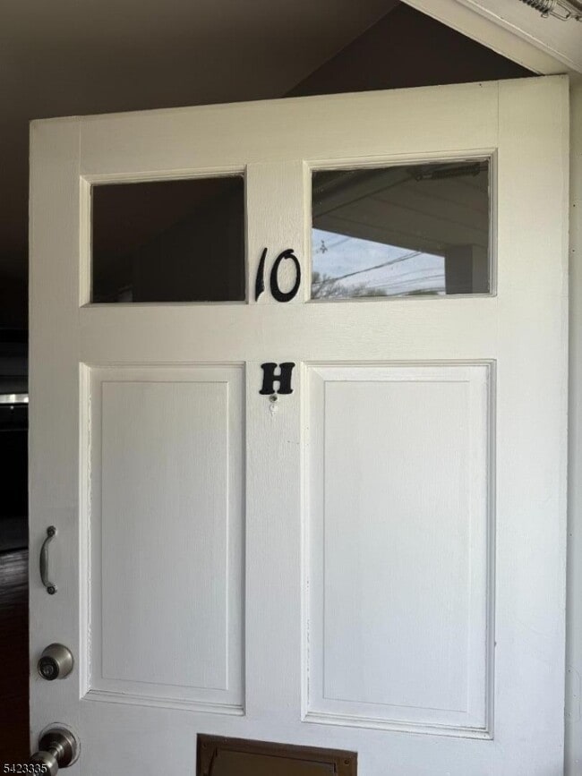 Photo - 10 Colonial Dr Unit H