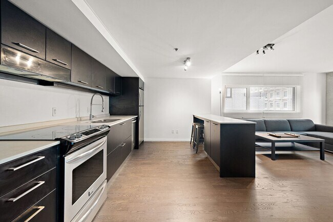 Photo - 350 Blvd. De Maisonneuve Ouest Unit 1104