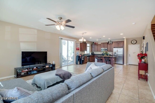 Photo - 4050 E Oakland St