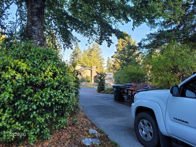 Parking off street - 15712 13th Avenue Ct E