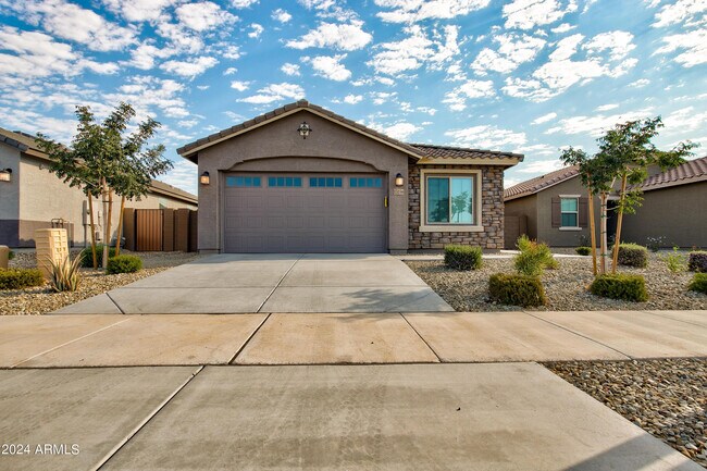 Photo - 17036 W Artemisa Ave
