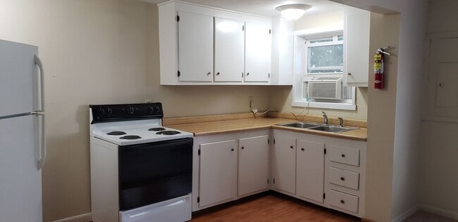 Photo - 329MYRTLESTR Unit 1