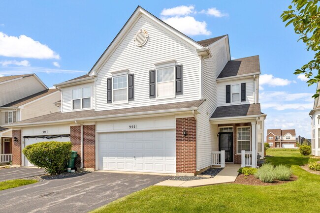 Photo - 952 Bluebell Cir Townhome
