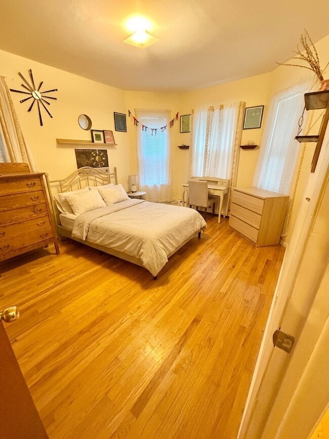Photo - 63 Franklin St Unit 1