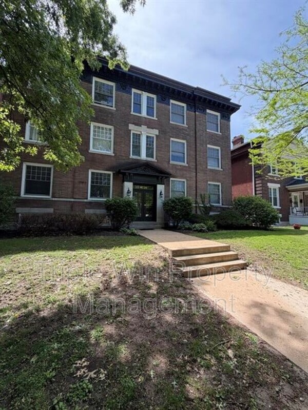 Building Photo - 6126 Washington Blvd