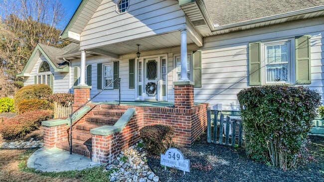 Photo - 549 Tuckahoe Rd