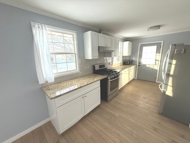 Photo - 2106 Tepee Ave