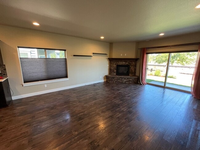 Photo - Spacious 3-Bed, 2.5 Bath Home with Community Pool in NE Bend