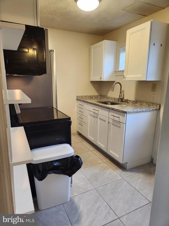 Photo - 9062 Washington St