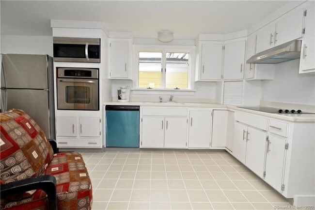 Photo - 132 Water St Unit 2