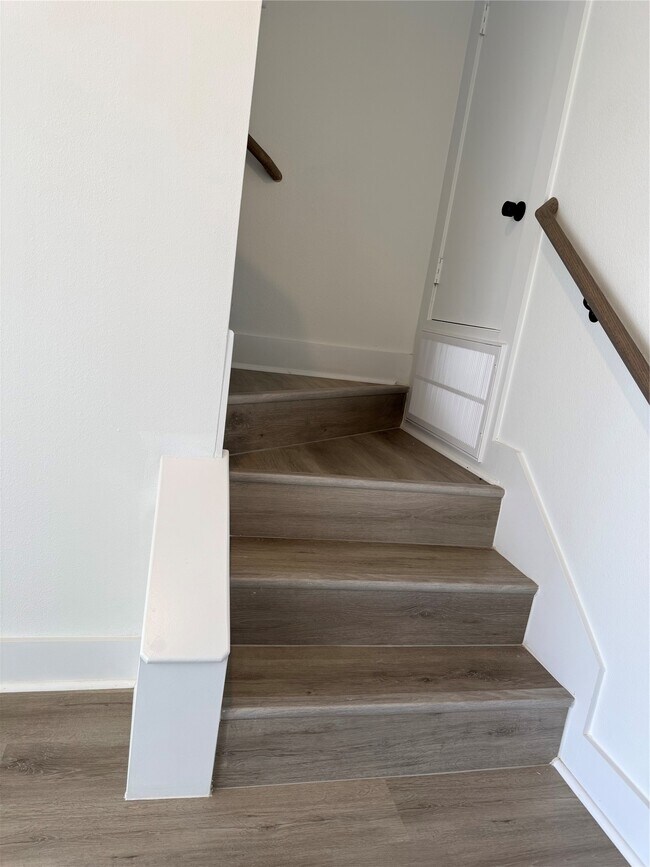 Photo - 22230 Dutch Oven Dr Unidad B