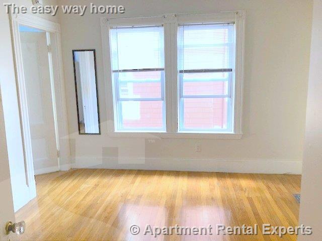 26 Claremon St Unit 1