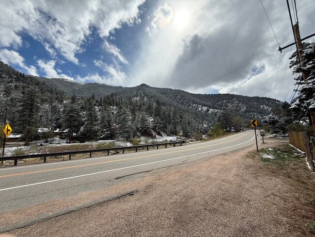 Building Photo - 1503 W US-34