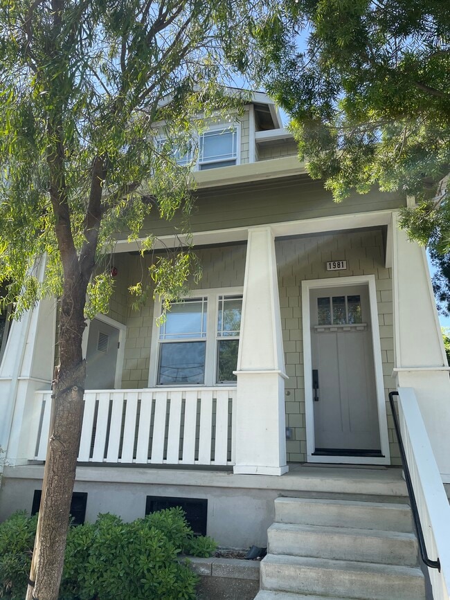 Photo - 1981 Chestnut St Townhome