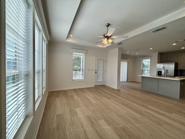 Photo - 6980 41st Ave N