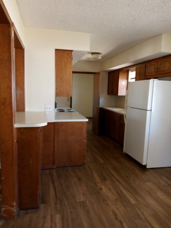 325 Dustin Dr Unidad C