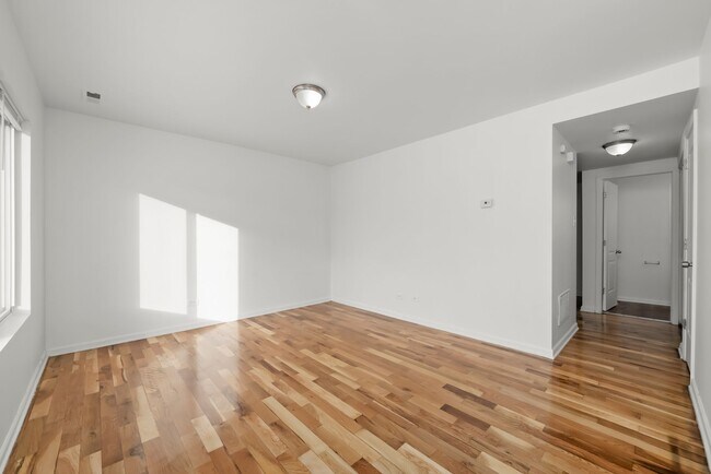 Photo - 13300 S Indiana Chicago, IL 60827