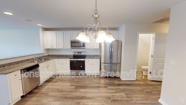 Photo - 126 Adger Rd