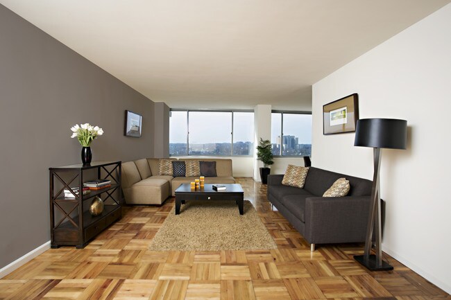The Park View At 320