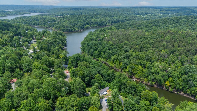 Photo - 220 Lakeshore Dr