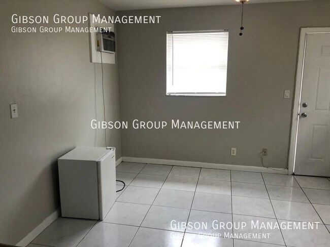 Photo - Efficiency in Ft Lauderdale INCLUDES ELECT... Unit E
