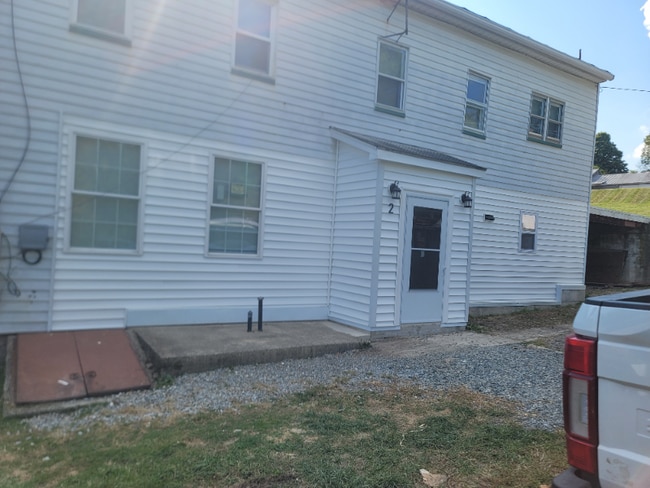 Photo - 73 Hamilton Rd Unit 2