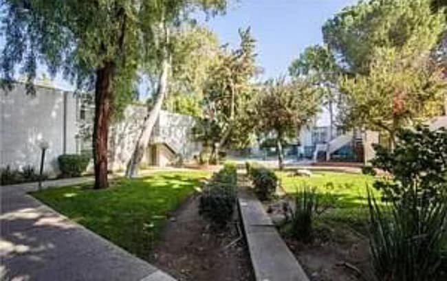 Photo - 18620 Hatteras St Unidad 286