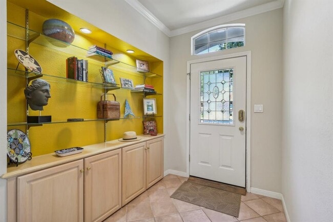 Photo - 617 Evergreen Ln