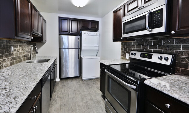 Skylark Pointe Apartment Homes