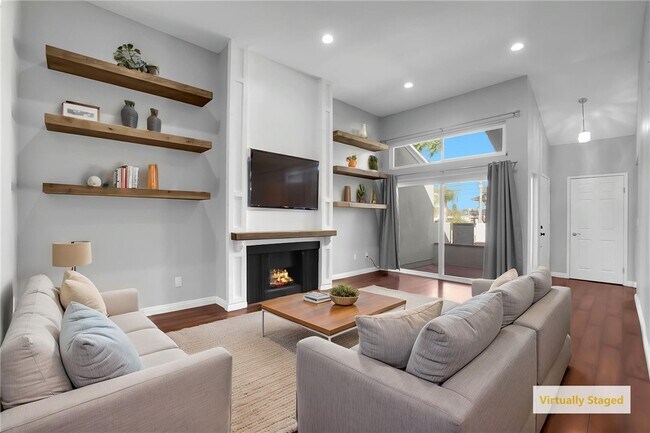 2956 Haddonfield Loop