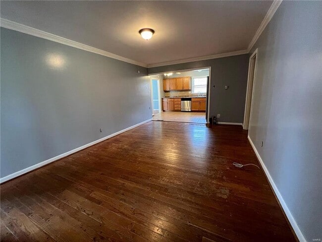 Photo - 1565 Zurich Dr