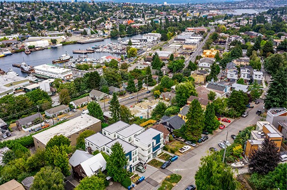 Photo - 910 W Emerson St