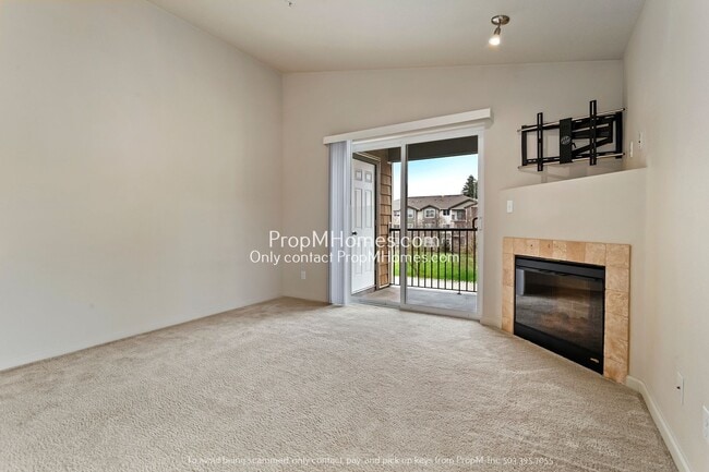 Photo - 10834 NE Holly St