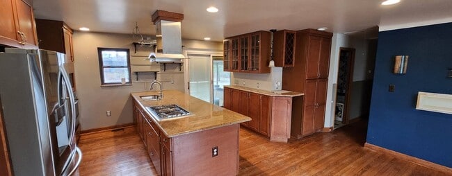 Photo - 31441 Sheridan St