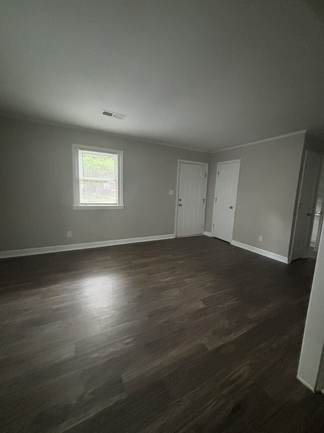 Photo - 408 Hobson St