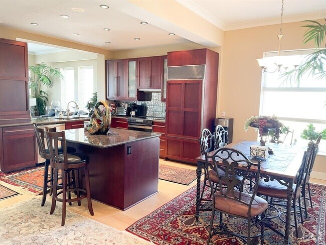 Building Photo - 3505 Sage Rd Unit 1501 Rental