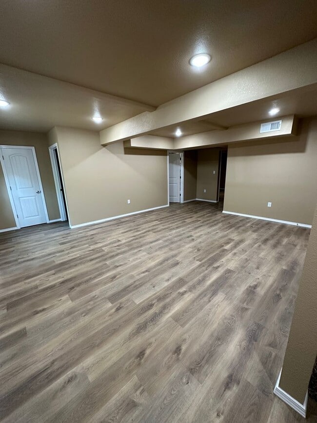 Photo - 4 BED 2 FULL BATH